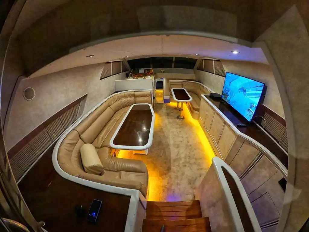 YACHT TAMARA